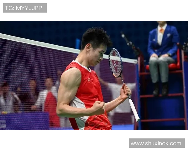 足球明星杨晨的父亲背后的故事与对儿子的影响