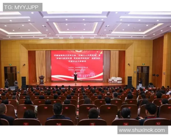 张秀英的足球人生：从草根到巅峰的深度对话与心路历程