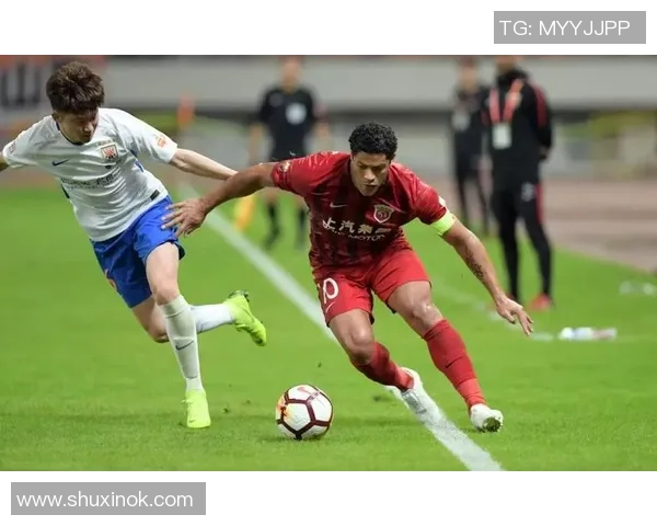 重庆足球队以82分领跑冠军赛积分榜展现强劲实力